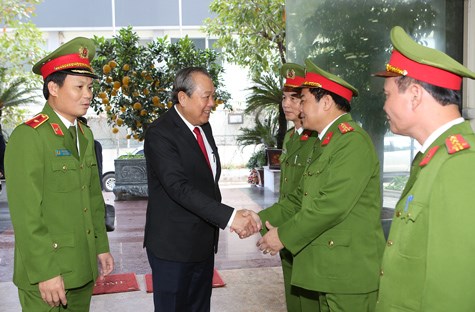 Phó Thủ tướng thăm, chúc tết lực lượng cảnh sát Bộ Công an - ảnh 1
